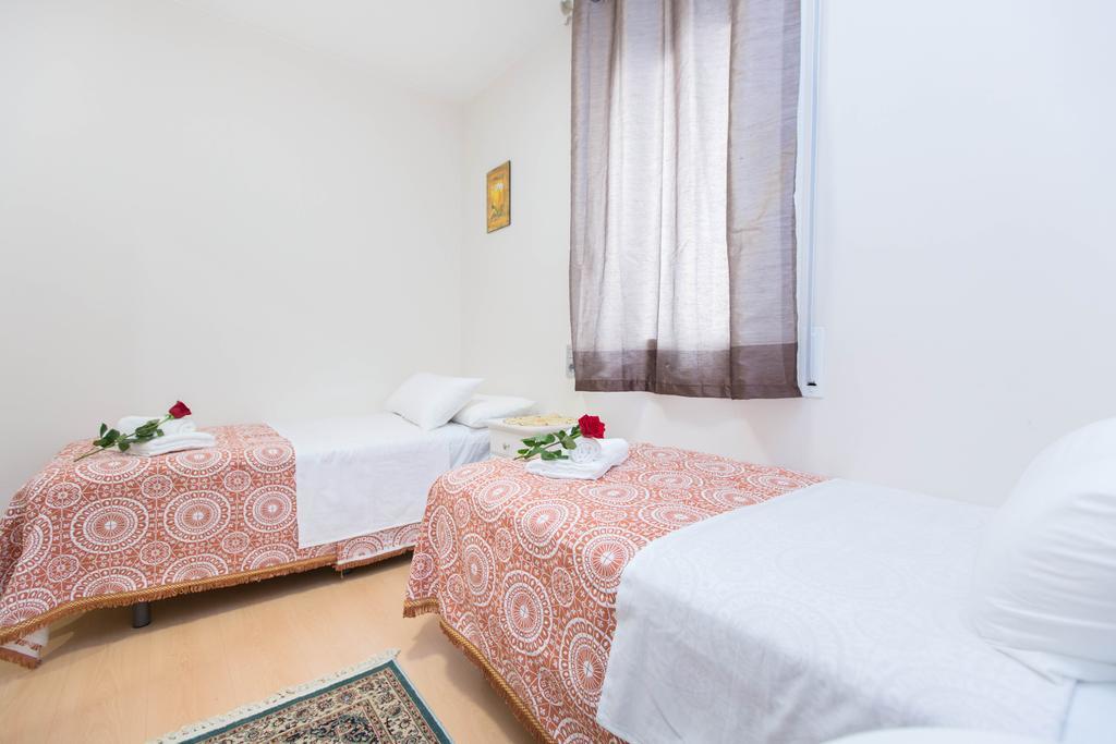 Stay Barcelona Central Apartments מראה חיצוני תמונה
